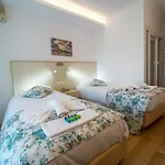 Seril 2 Hotel
