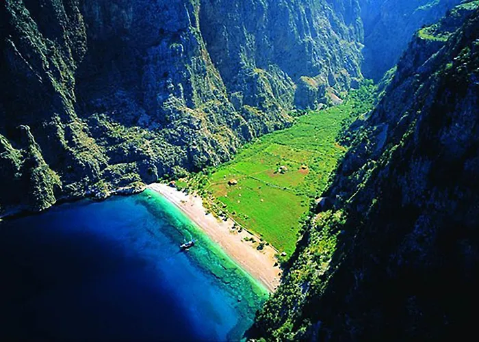 Seril 2 ホテル フェティエ