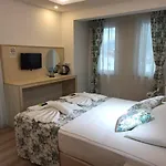 Seril 2 酒店 费特希耶